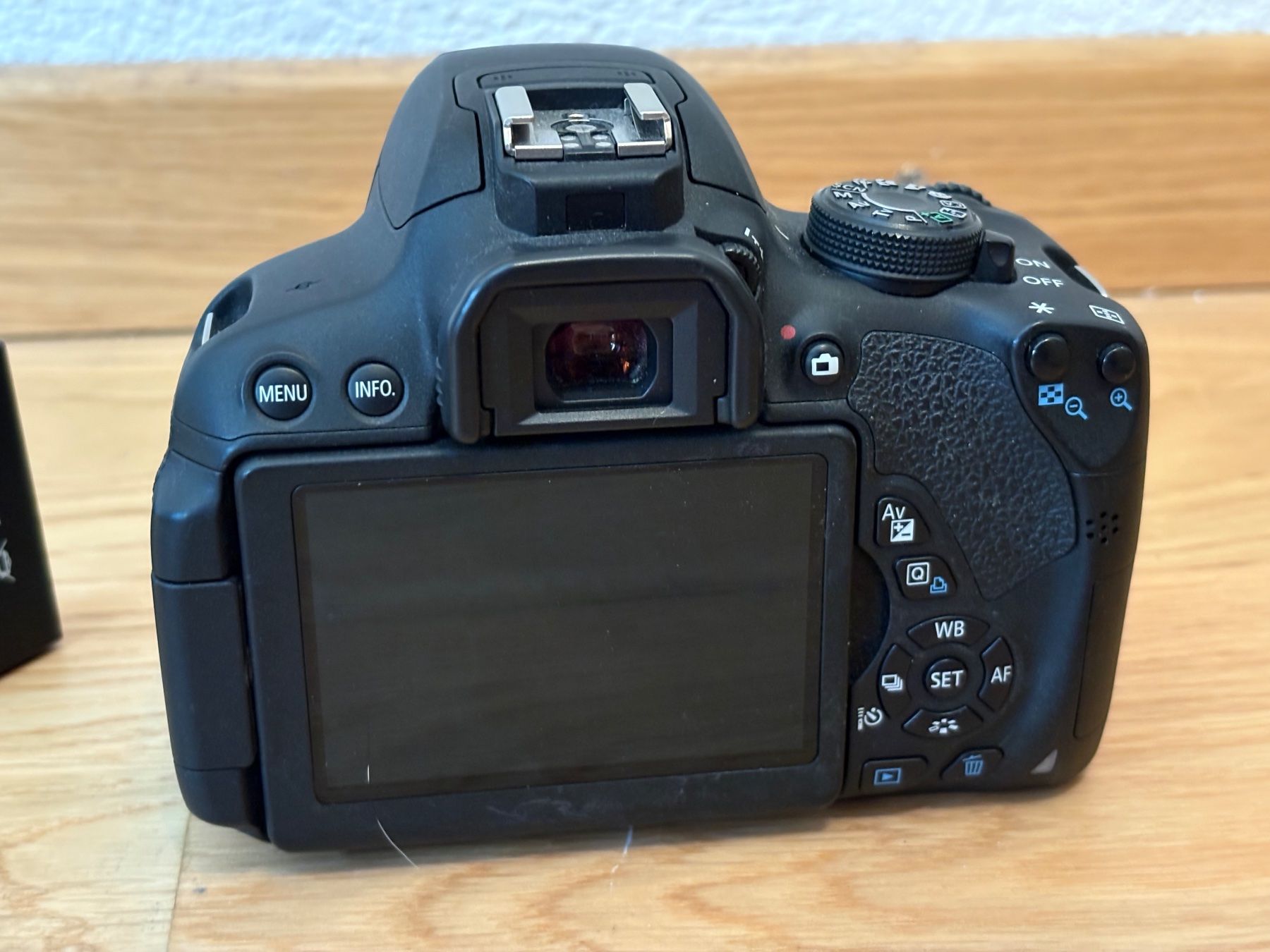 Canon Appareil photo: Canon EOS 700D Bundle – D'occasion à Rheineck par roh_b2yn 2
