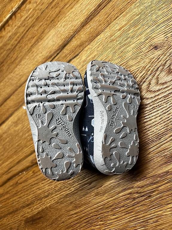 Scarpe per ragazzi: Superfit Schuhe Grösse 19 – Usato da Filisur venduto da Folle74 1