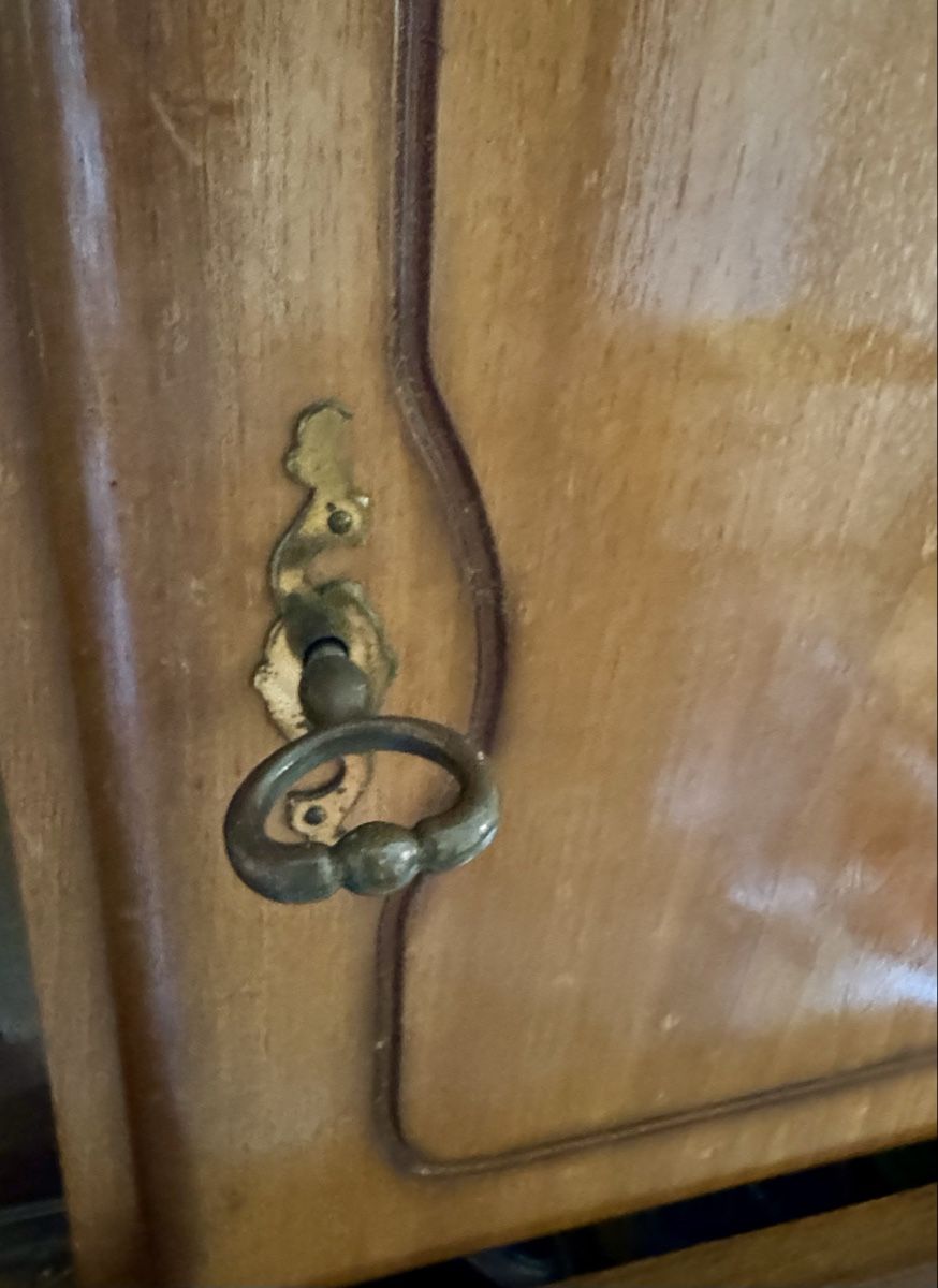 Credenze: Vintage Holz Buffetschrank, Nussbaum – Usato da Niederönz venduto da Simpel0 3