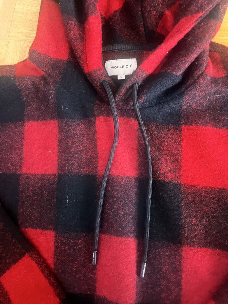 Woolrich Maglioni & Felpe: Woolrich Hoddie Men Size M – Usato da Küsnacht ZH venduto da lau_8qc2 6