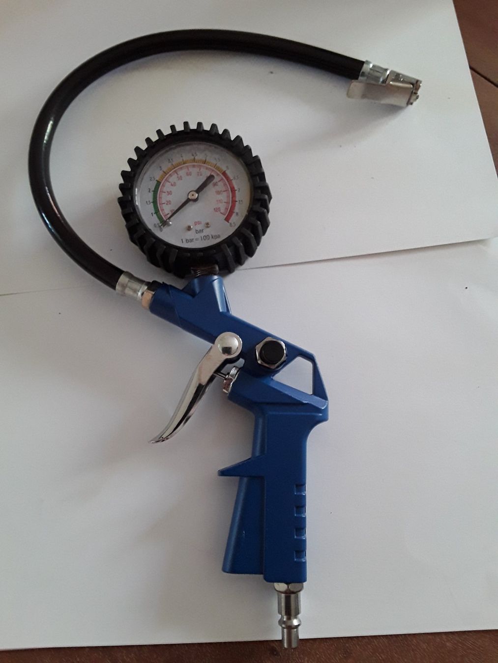 Tous les outils: Druckluft Reifenfüllgerät – Neuf (Voir description) à Kappel SO par kaktus4616