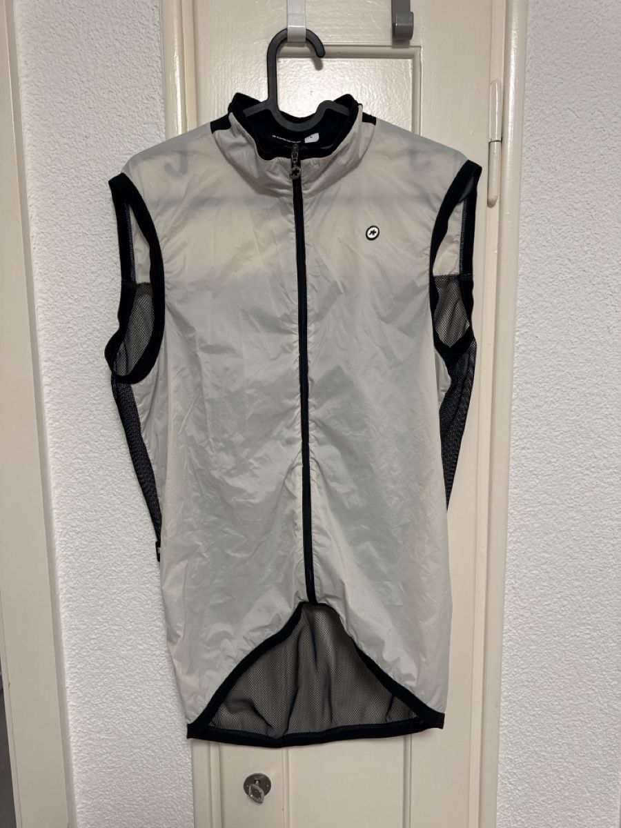 Giacche: Assos GT Mille Grösse L  – Usato da Ostermundigen venduto da hacelina