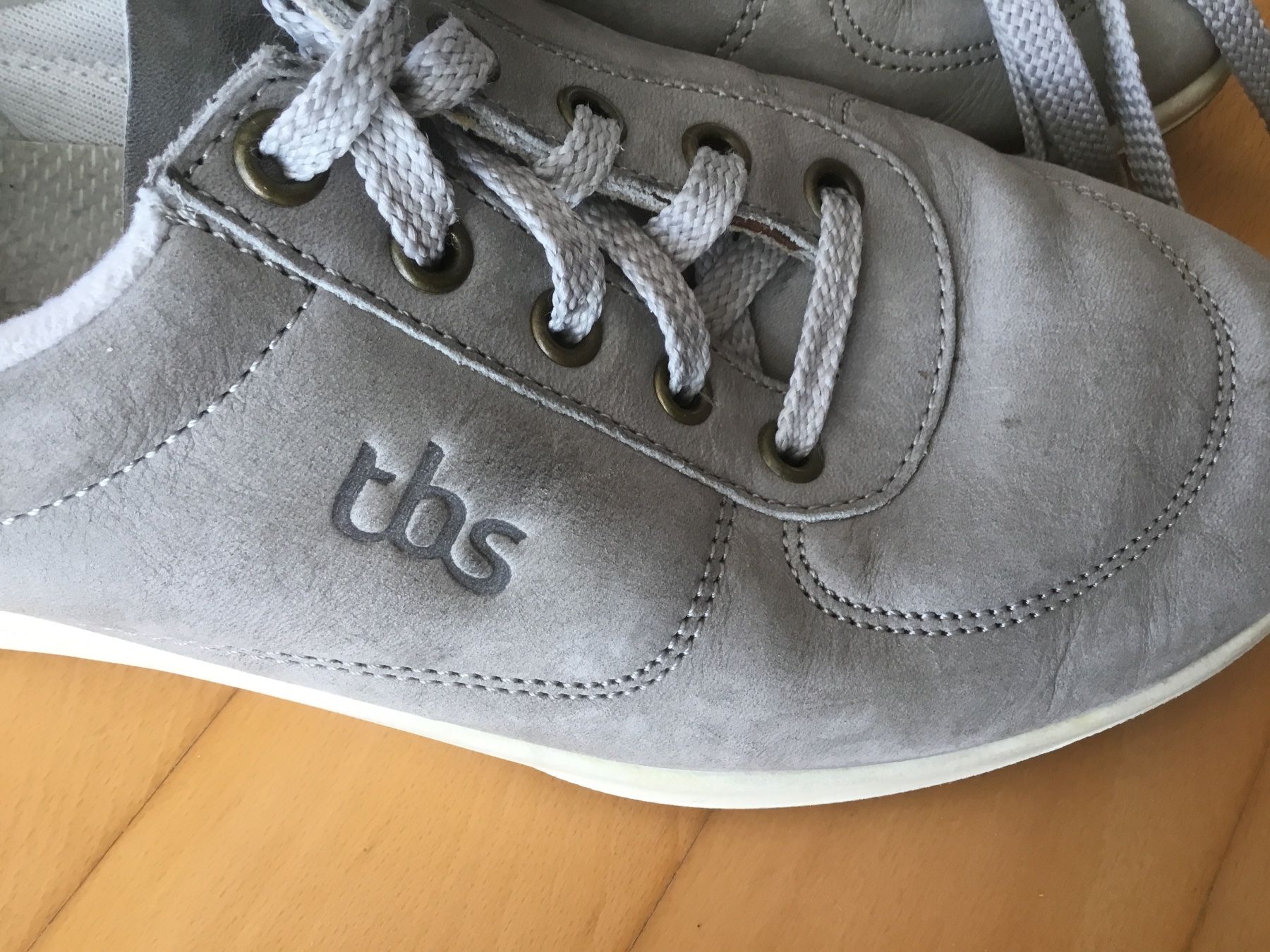 TBS Scarpe da donna: TBS  Segelschuhe Damen Gr. 41 – Usato da Kerzers venduto da Georges3210 5
