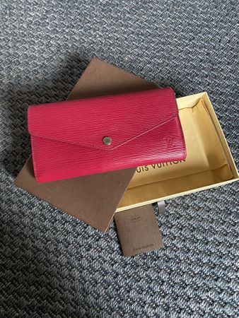 Louis Vuitton Geldbörse „Sarah“ Epi Leder Fuchsia