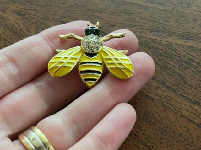 Spille & Fermagli: Brosche Biene, goldig, mit Strass, 🐝 – Nuovo (secondo la descrizione) da Gams venduto da Mariawicca 3