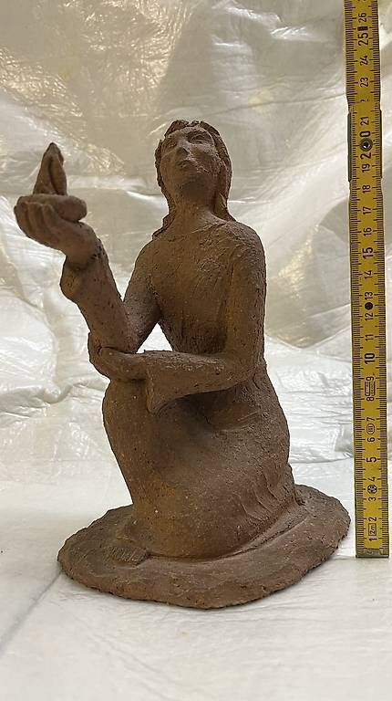 Piatti: Kniende Dame mit Lichtteller – Usato da Luzern venduto da Schwanal 1