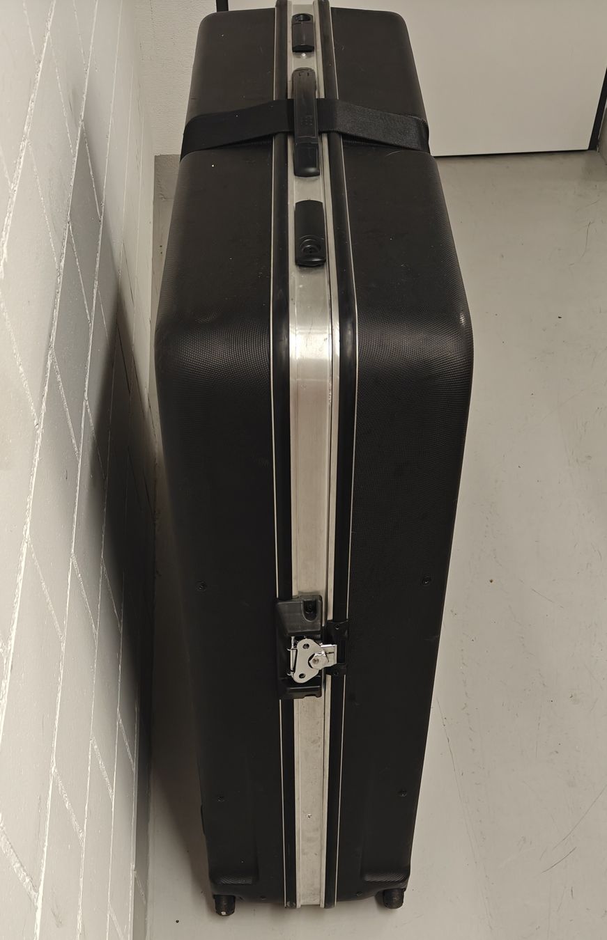 Valigie: Canyon Hardcase Radkoffer mit Laufradtaschen – Usato da Ermenswil venduto da kle_fvj7 2