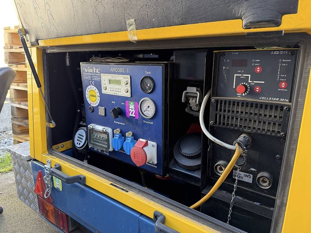 Saldatori: Mobile Schweissanlage / Bau-Kompressor mit Stromagregat – Usato da Oberlunkhofen venduto da musikmotto80 1