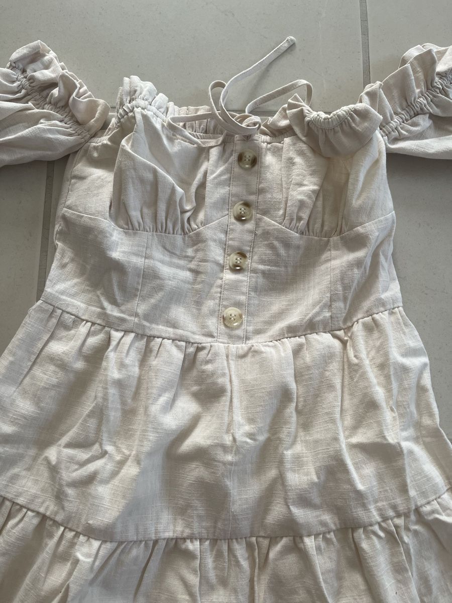 Vestiti: Schulterfreies Kleid in Beige Gr M – Usato da Bassersdorf venduto da Sandy456 4