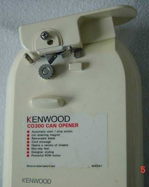 Cuisines complètes: Büchsenöffner Kenwood alt – D'occasion à Ennetbürgen par Dosi6 1