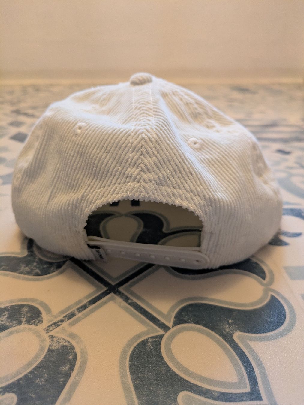 Copricapi, berretti & cappellini: Cord Cap von Rhythm – Nuovo (secondo la descrizione) da Schwyz venduto da Magdalena86 3
