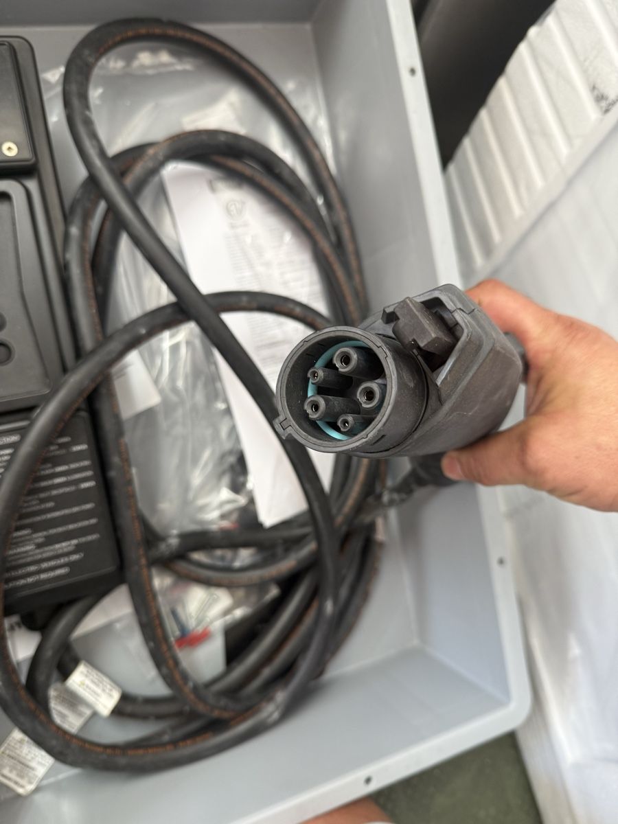 Caricabatterie: Mobile Connector Ladegerät Neu – Nuovo (secondo la descrizione) da Nürensdorf venduto da Altrisa 4