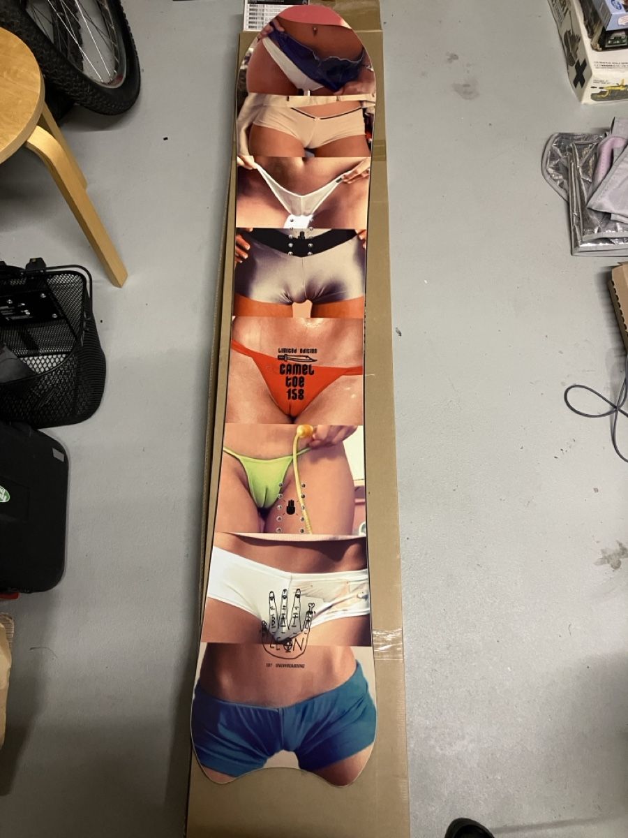 Board: Limited Edition Bataleon Camel Toe 158 Snowboard – Nuovo (secondo la descrizione) da Zürich venduto da AMVisker