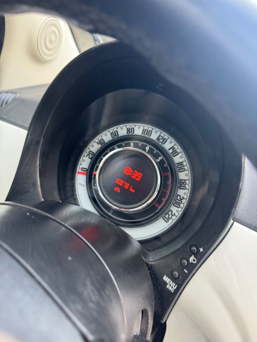 Fiat Autos: Fiat 500 1.4 weiss 100739 km – D'occasion à Zizers par zel_29vc 1