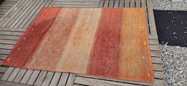Teppich gestreift orange rot Grösse 1.40m mal 2m