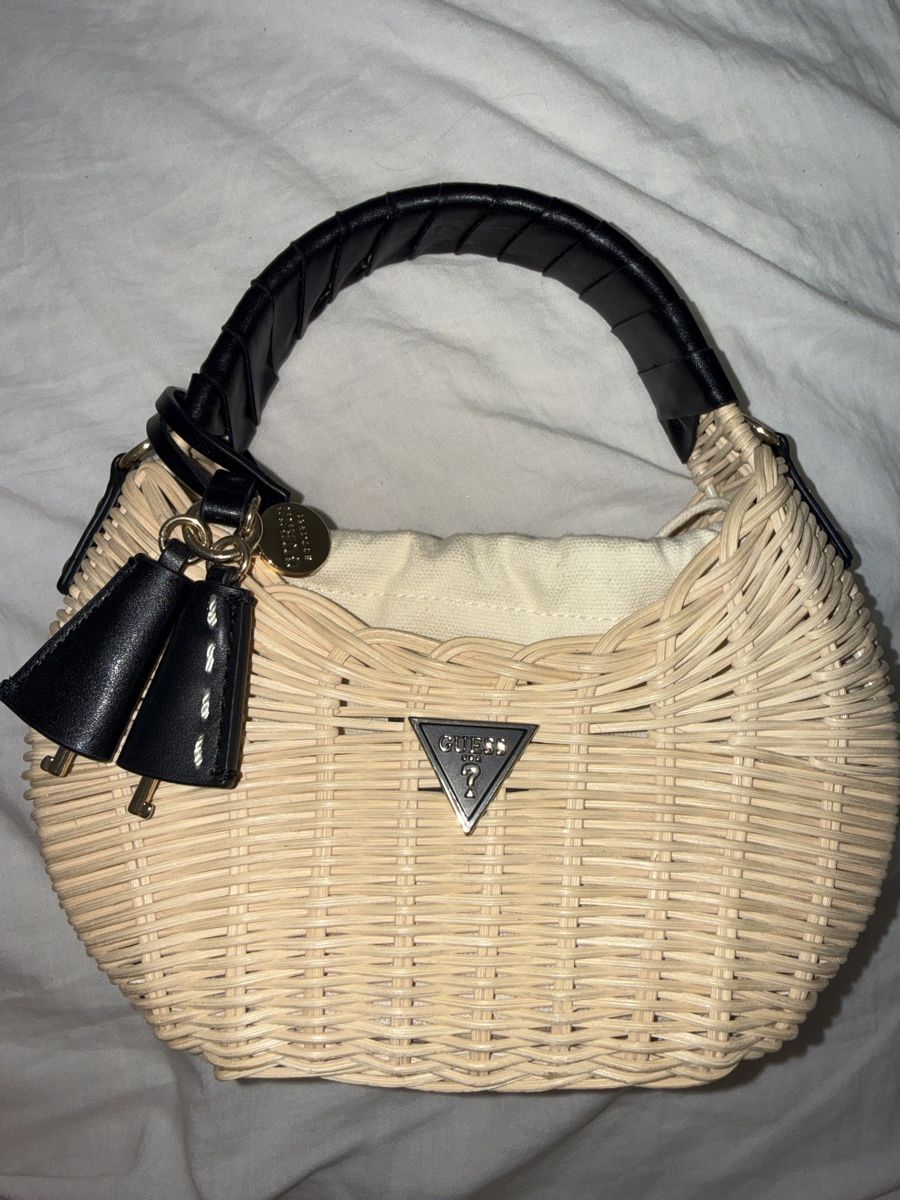 Guess Borse da donna: Guess SVEINEY Handtasche – Nuovo (secondo la descrizione) da Zürich venduto da Koller.S