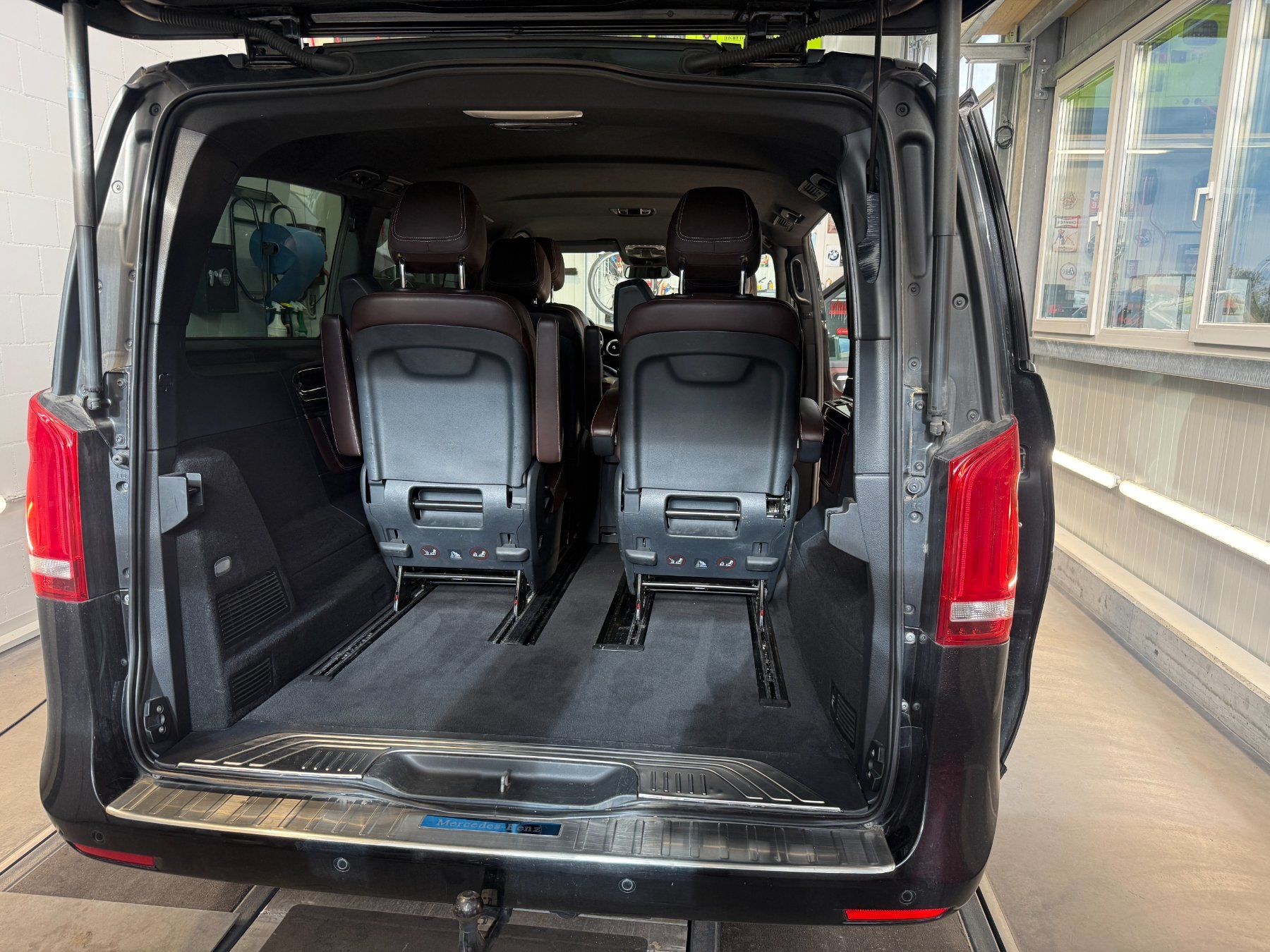 Mercedes-Benz Automobili: Mercedes V 250 – Usato da Neukirch (Egnach) venduto da Hanag1 8