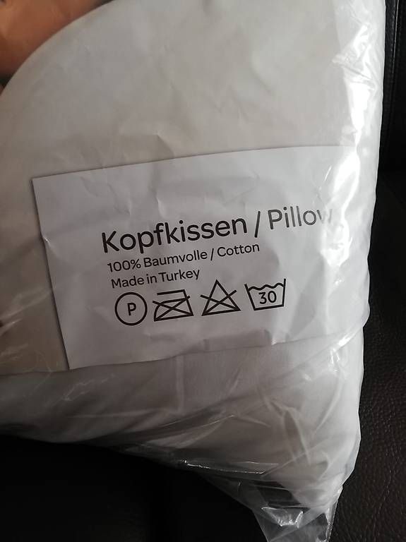 Coussins: Neue Kopfkissen Im Doppelpack oder Einzeln – D'occasion à Basel par FETAG_Brocki 2