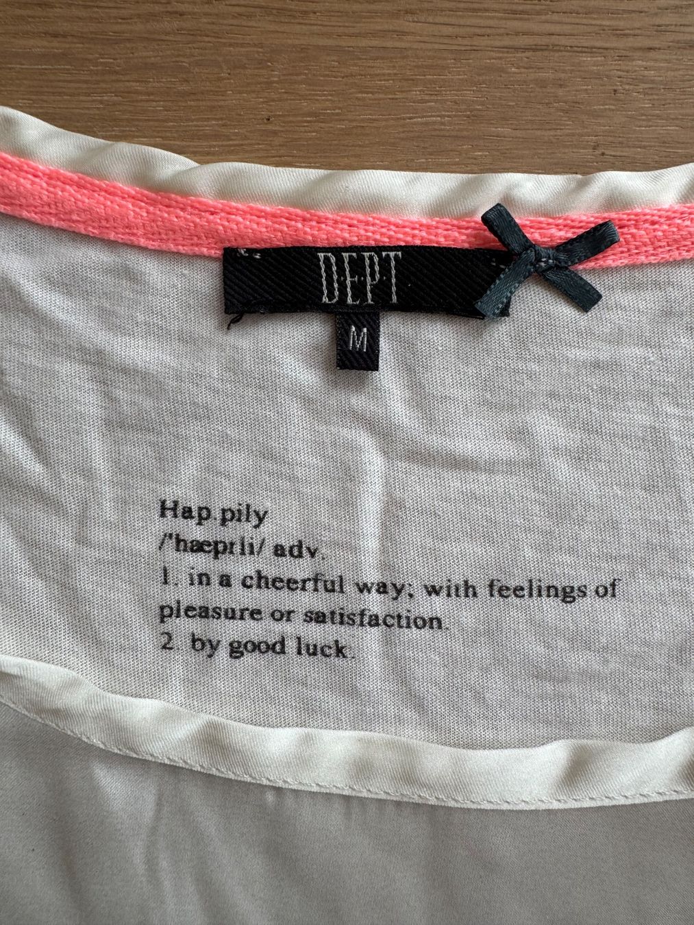 T-shirt: Dept Shirt, Magic is Something you make, Gr. M – Usato da Wallisellen venduto da soat 1
