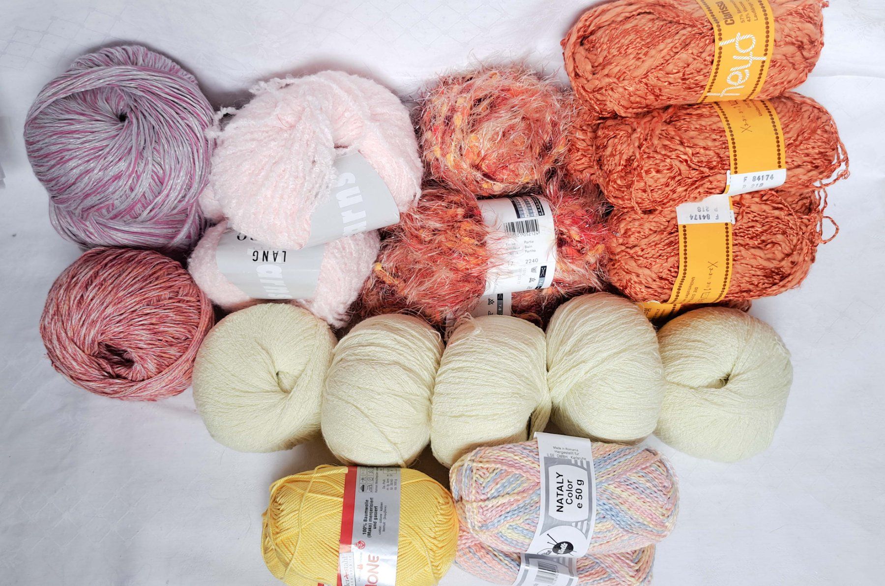 Wolle: 1470 g Wolle Restenpaket – Neu und originalverpackt aus Basel von Sweet-Yarns01