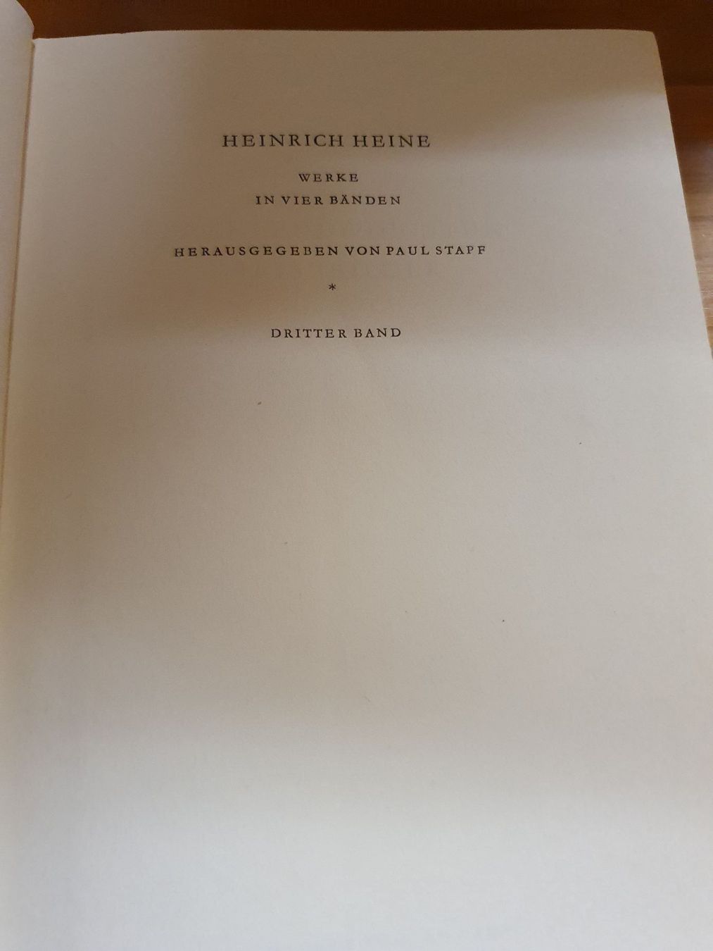 Libri: Heunrich Heine Werke Band 3 – Usato da Oberdorf BL venduto da BaldenEagle 2