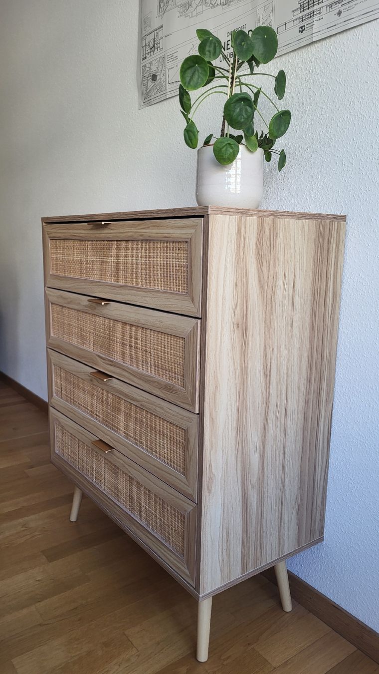 Cassettiere: Kommode aus Holz mit Rattanschubladen – Usato da Luzern venduto da Andora 2