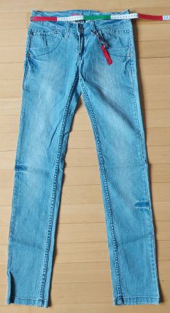Neue Jeans Gr. 27/34 von DBC