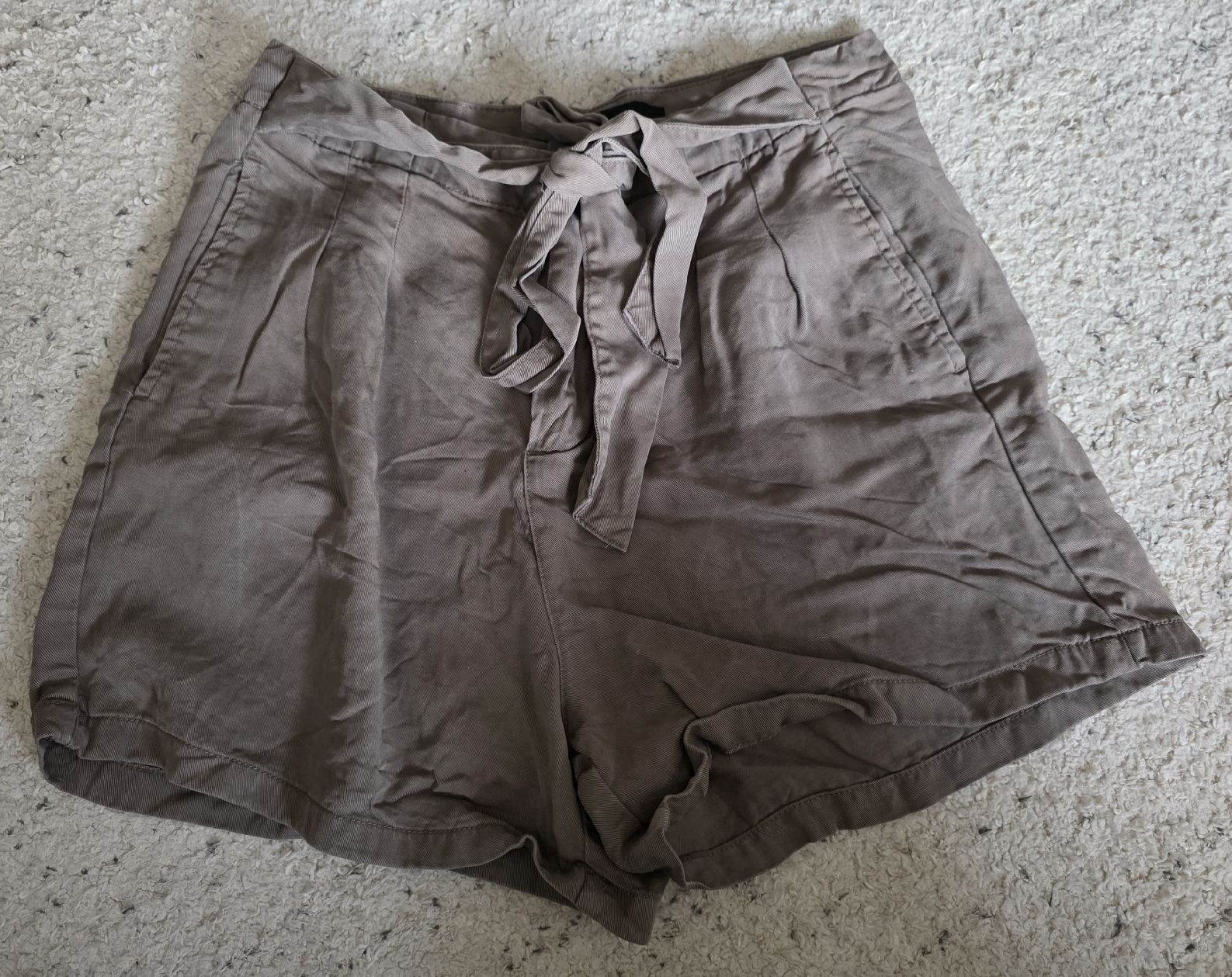 Vero Moda Hosen: Short Vero Moda taille S – Gebraucht aus Vevey von Renka2011