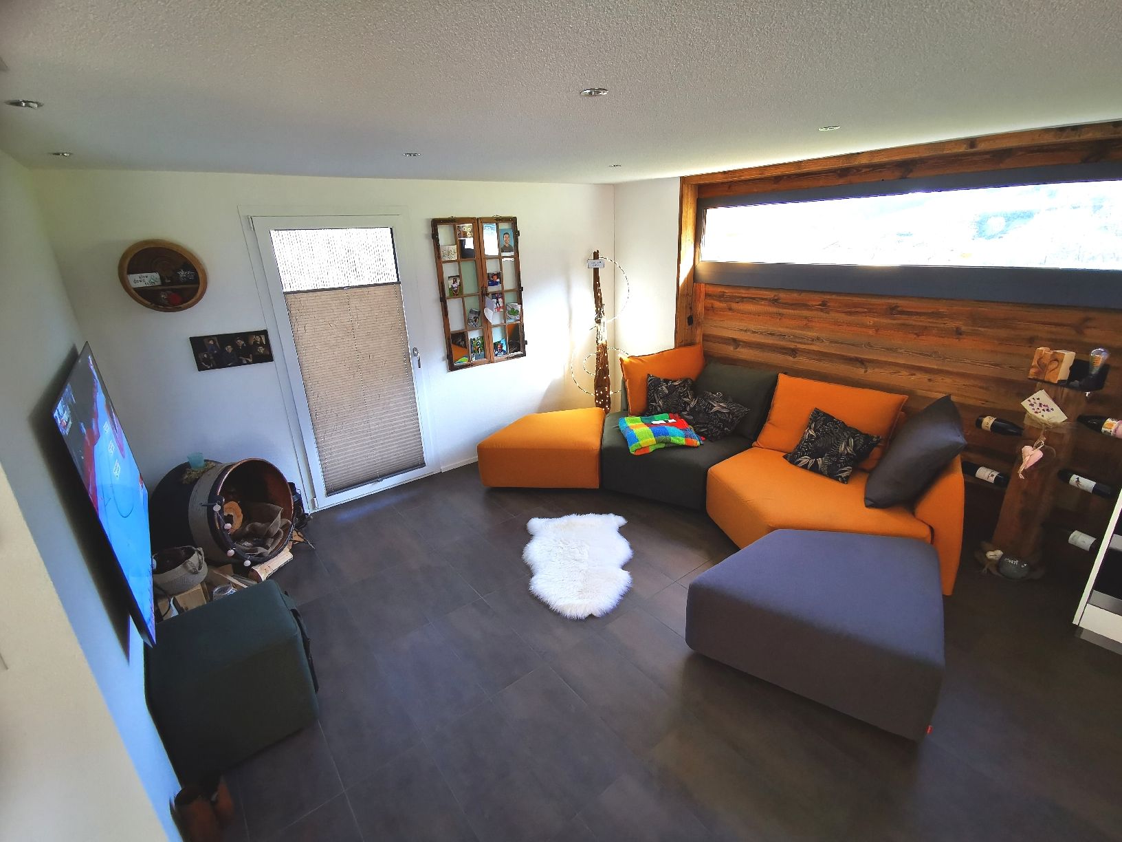 Livom Sofas: Sofa (modular) – Gebraucht aus Diemtigen von Jaeggu 1