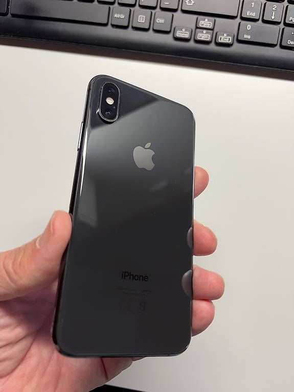 Apple Telefoni cellulari / Smartphones: IPhone mit viel Zubehör – Usato da Bad Ragaz venduto da zorro70 2