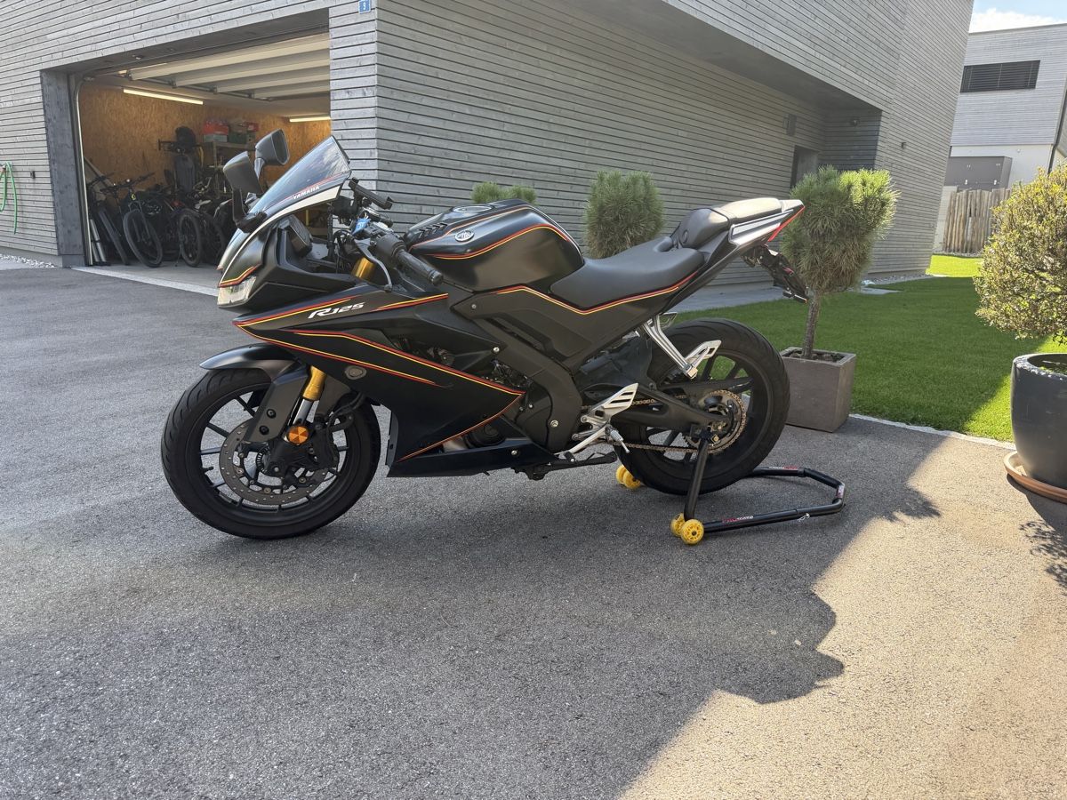 Yamaha Strada: Yamaha R125 – Usato da Azmoos venduto da lea_hv6j