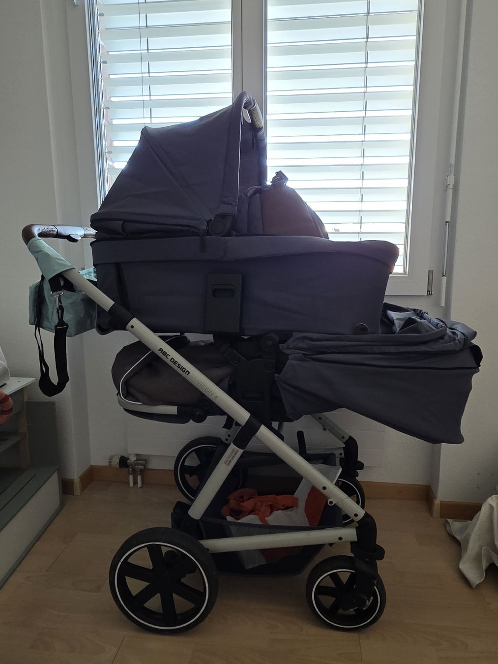 ABC Design Carrozzine: ABC Design Kombikinderwagen mit Zubehör – Usato da Gossau SG venduto da dor_qmv6 2