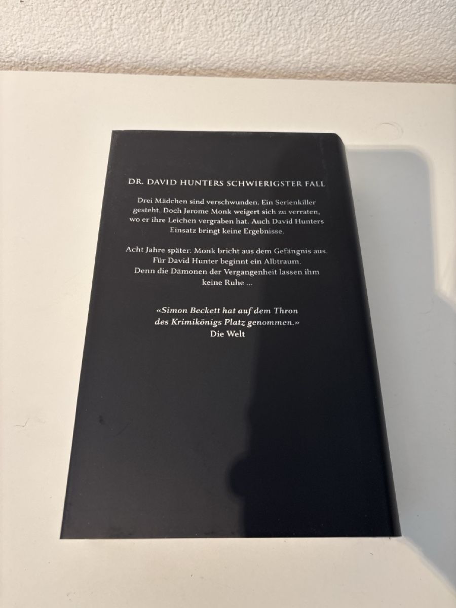 Libri: Simon Beckett - Verwesung, neuwertig – Nuovo (secondo la descrizione) da Adliswil venduto da ninotschka7 2
