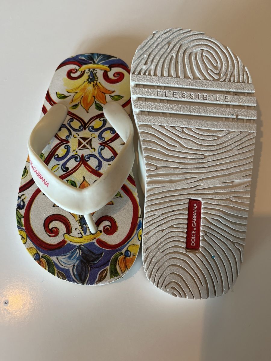 Dolce & Gabbana Scarpe per ragazze: D&G flip flops size 25 – Usato da Langnau am Albis venduto da adi_jqs8 1