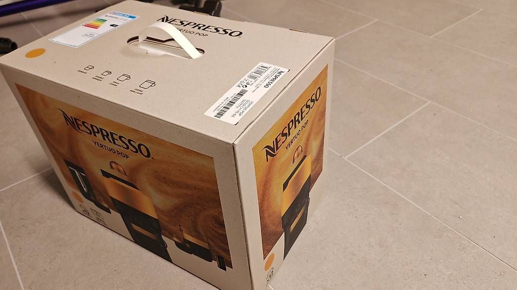 Machines à café & Machines à expresso: Nespresso Vertuo Pop jaune neuve  – D'occasion à Penthaz par GGE01 1