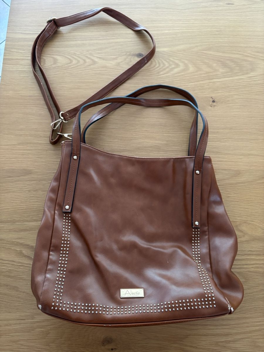 Taschen für Damen: Borsa a mano marrone con borchie – Gebraucht aus S. Antonino von LIKA91