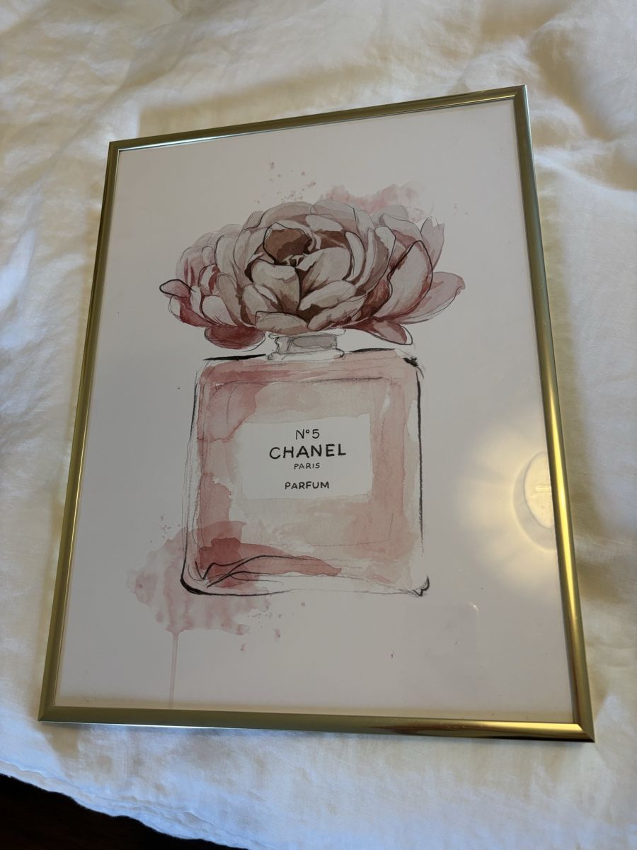 Poster & Bilder: Chanel Poster mit Gold Bilderrahmen  – Gebraucht aus Winterthur von beijaflor777