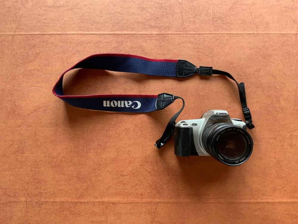Canon Appareil photo: CANON EOS 300 – D'occasion à Magden par rom_5zrl 4