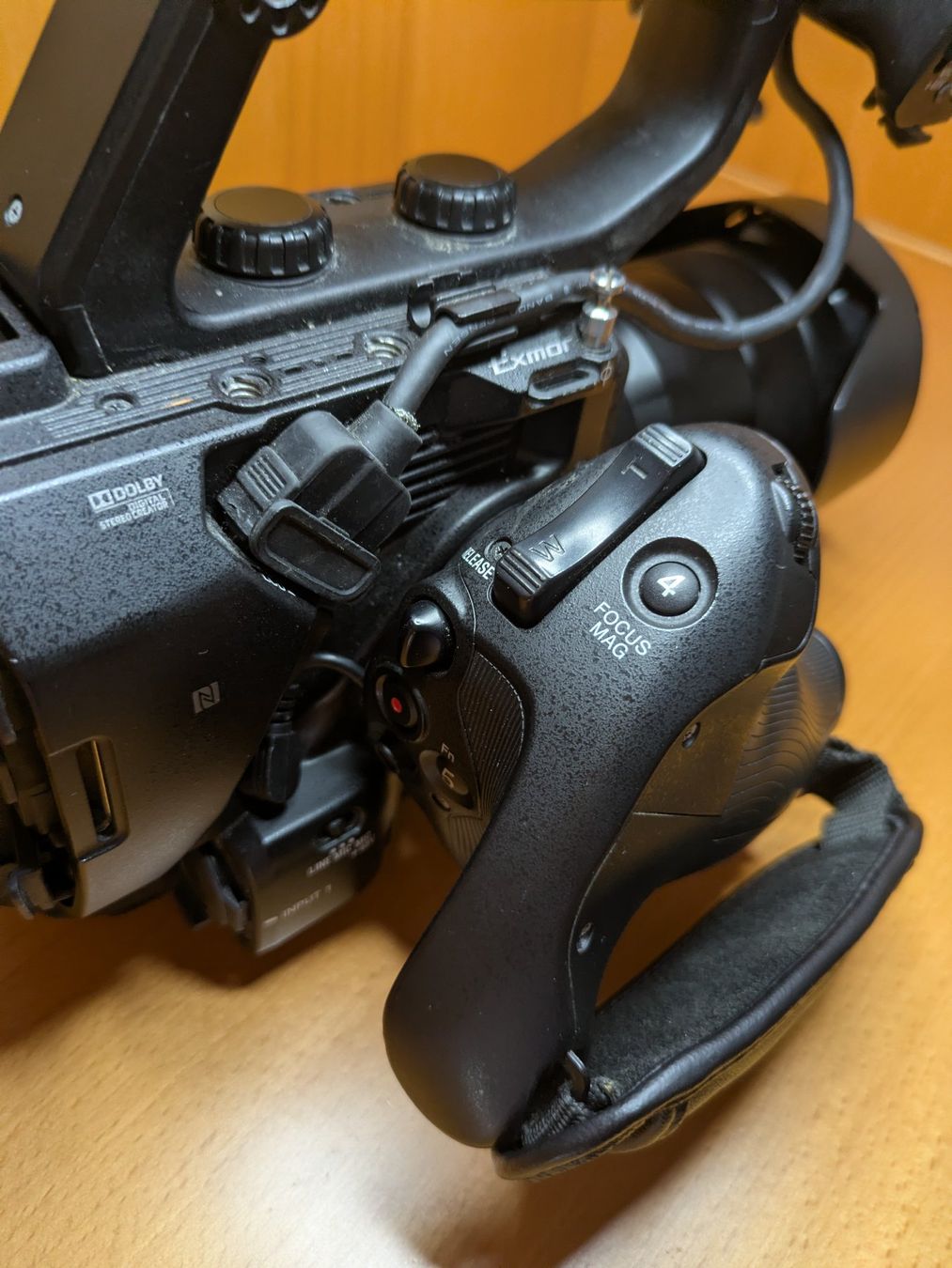 Sony Videocamere: Sony PXW-FS5 4K mit Objektiv – Usato da Neerach venduto da ciegolink 5