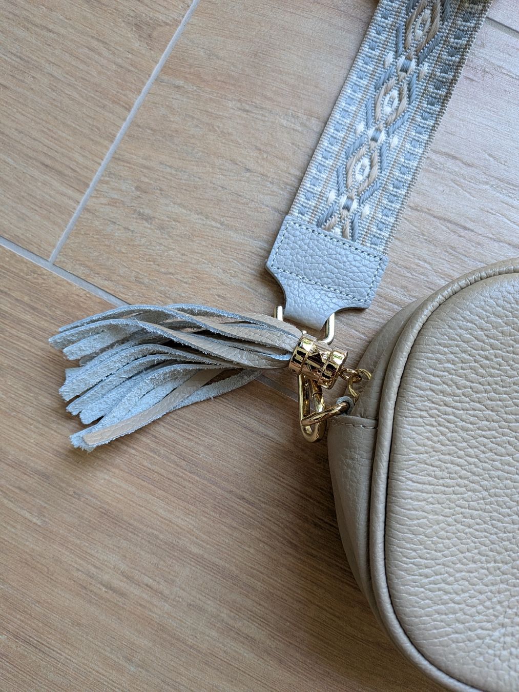 Borse da donna: Tasche beige Leder NEU – Nuovo (secondo la descrizione) da Eschenbach SG venduto da SanFranciscoCalifornia 2