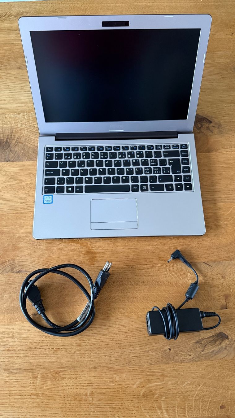 Notebook: TUXEDO InfinityBook Pro 13 v4 – Nuovo (secondo la descrizione) da Uster venduto da Schmidtbande