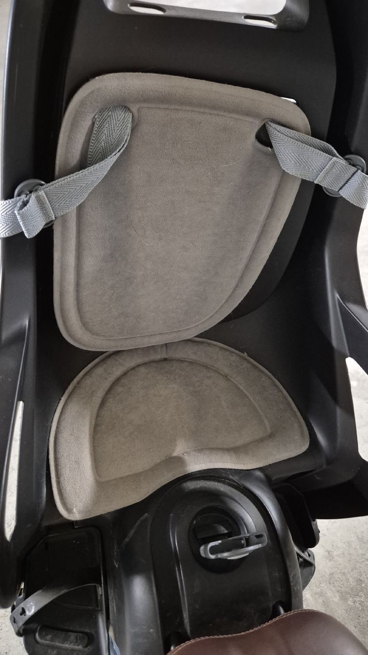 Sièges auto:  Velo Kindersitz  – D'occasion à Emmenbrücke par Mauri10 2