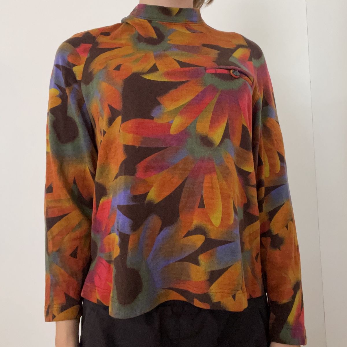 Maglioni & Felpe: Herbstlicher Longsleeve, Blumen Muster – Usato da Baden venduto da Julikoo