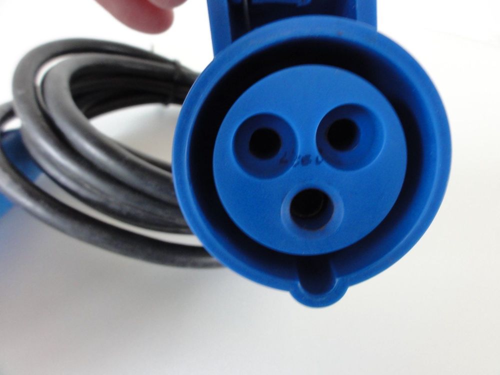 Stecker: Elektro Stecker – Gebraucht aus Schenkon von Movieplanet 2