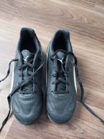 Puma Fussballschuhe Gr. 33 schwarz/weiss