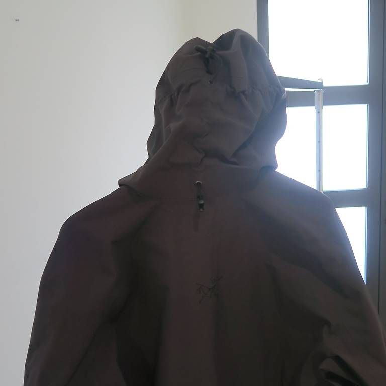 Arcteryx Vestes: Regenjacke arc'teryx, Grösse M, anthrazit – D'occasion à Goldingen par hes_qz5d 2