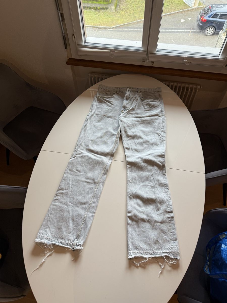 Jeans: Eightyfive Flared Jeans Gr.34 – D'occasion à Luterbach par to.bey