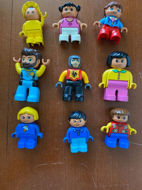 9 LEGO DUPLO Figuren Kind Frau Ritter Mädchen Junge Baby 1