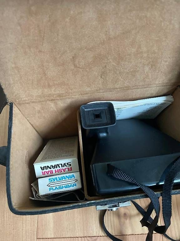 Polaroid Appareil photo: Polaroidkamera – D'occasion à Ittigen par sel_fm7s 1