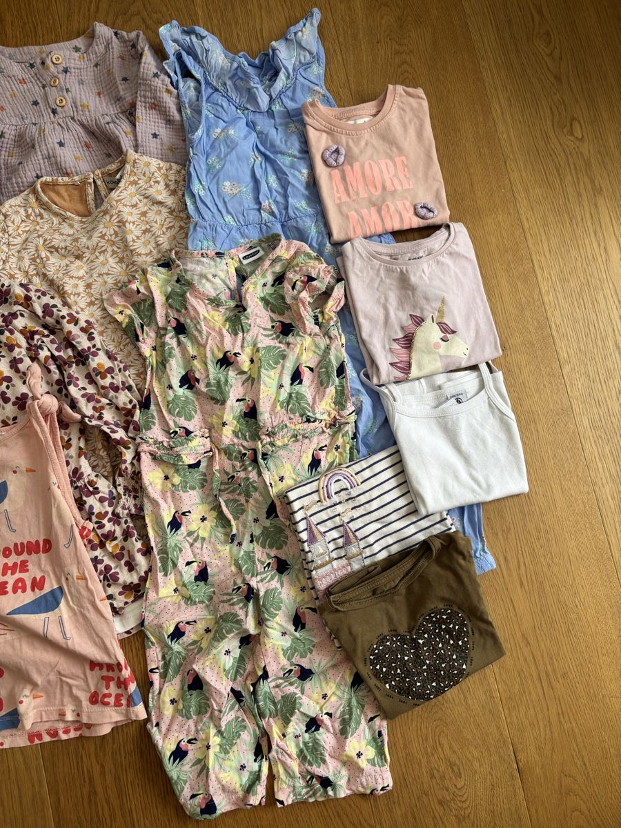 Lotti & Set di vestiti: Kleiderpaket Mädchen Gr. 98/104 – Usato da Adliswil venduto da L.Lau 3